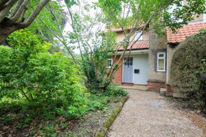 Photo 11- click for photo gallery